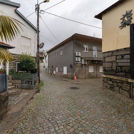 Casa Da Petisqueira 61 - Paredes-Oporto Rebordosa Exterior photo